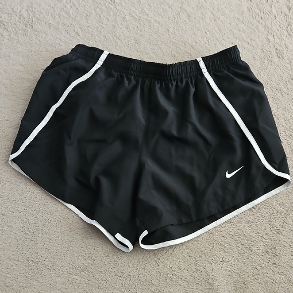 Nike Dri-Fit Girl's Black and White Athletic Shorts - Picture 1 of 2
